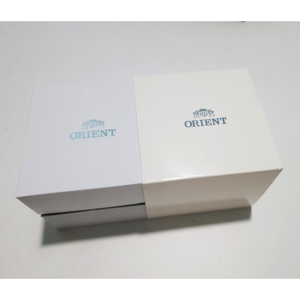 Hộp đồng hồ orient cam kết giao hộp như ảnh nguyên bộ