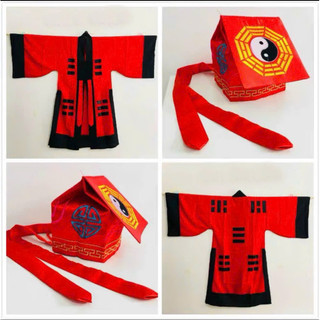 Trang phục áo bát quái + mũ