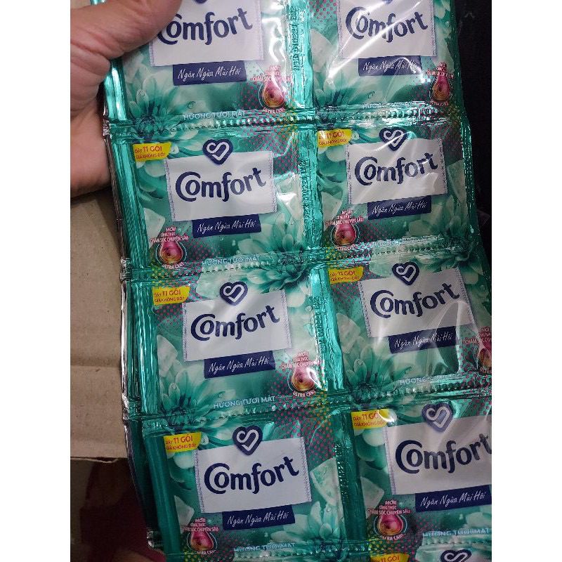 Dây 10 gói xả comfor 20ml hương nước hoa