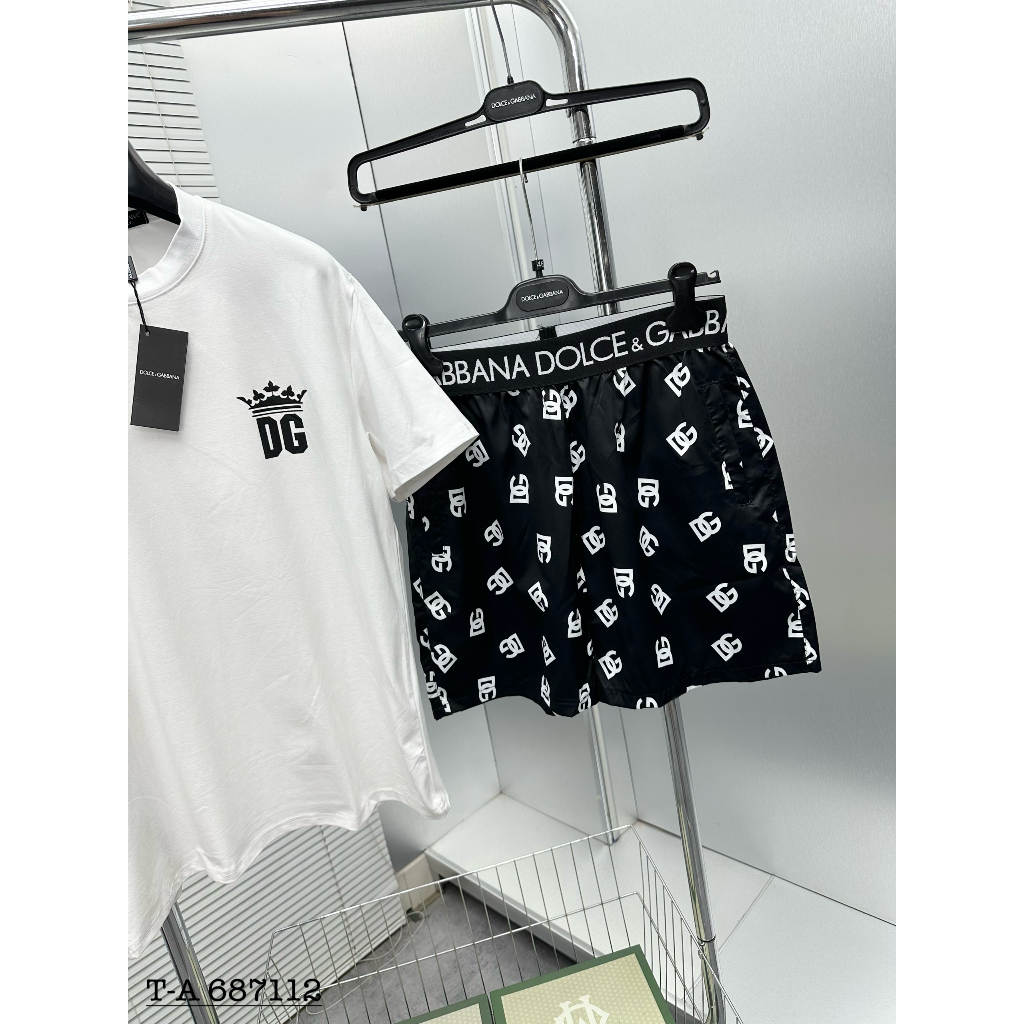 Bộ Quần Áo Nam Nữ DG In Chữ Trước Ngực Đơn giản kèm quần họa tiết DG Siêu Hot