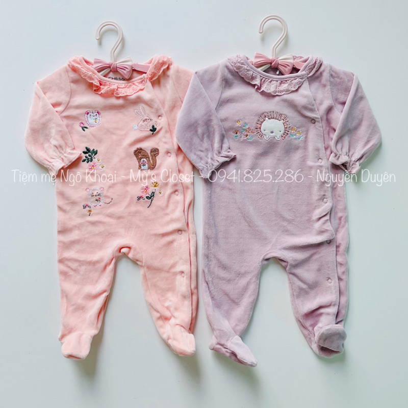 Sleep suit nỉ nhung hoạ tiết thêu hiệu CHESS siêu đẹp cho bé