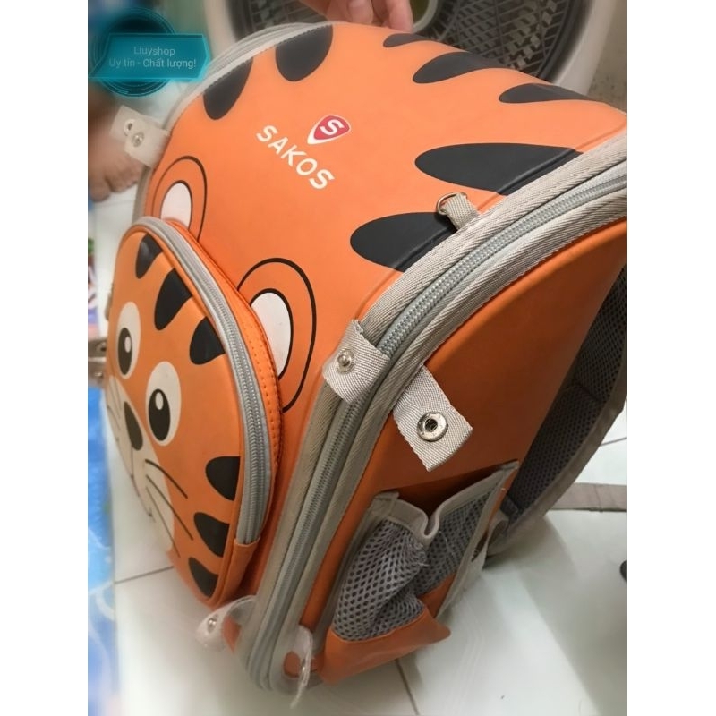 Balo Sakos siêu nhẹ chống gù chính hãng thanh lý