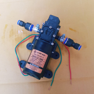 bơm mini 12v ống ra phi8 - bơm phun sương