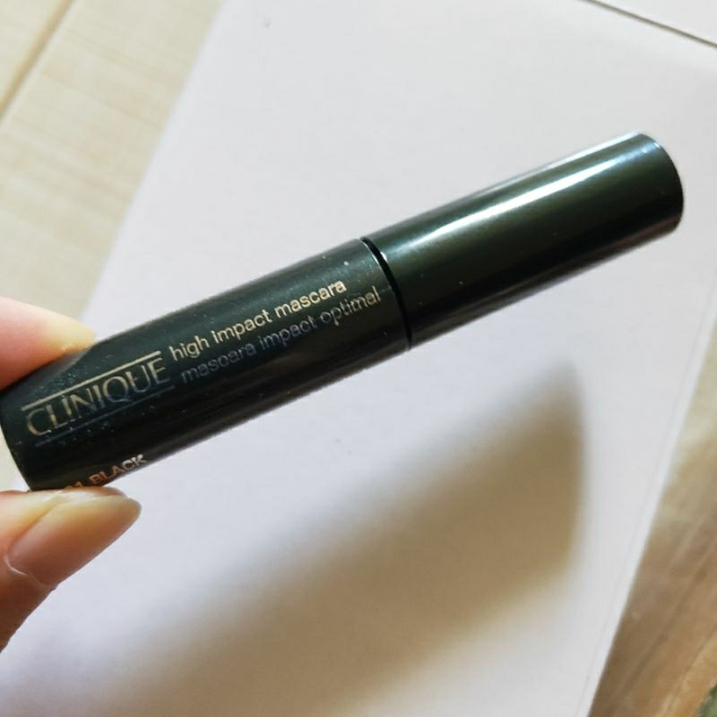 Mascara lành tính làm Dày mi Clinique High impact 3.5ml màu đen