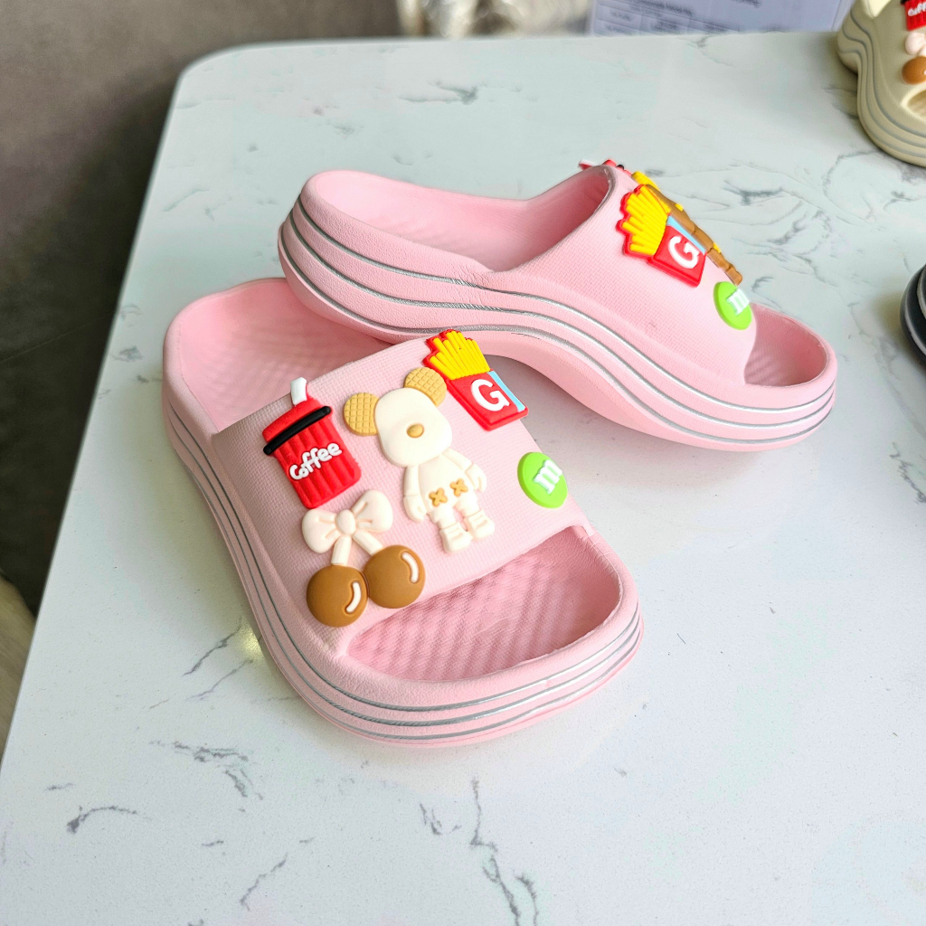 Dép Lê Quai Ngang Gợn Sóng Đính Sticker Dễ Thương Cho Bé Gái Chất Liệu Xốp Siêu Nhẹ