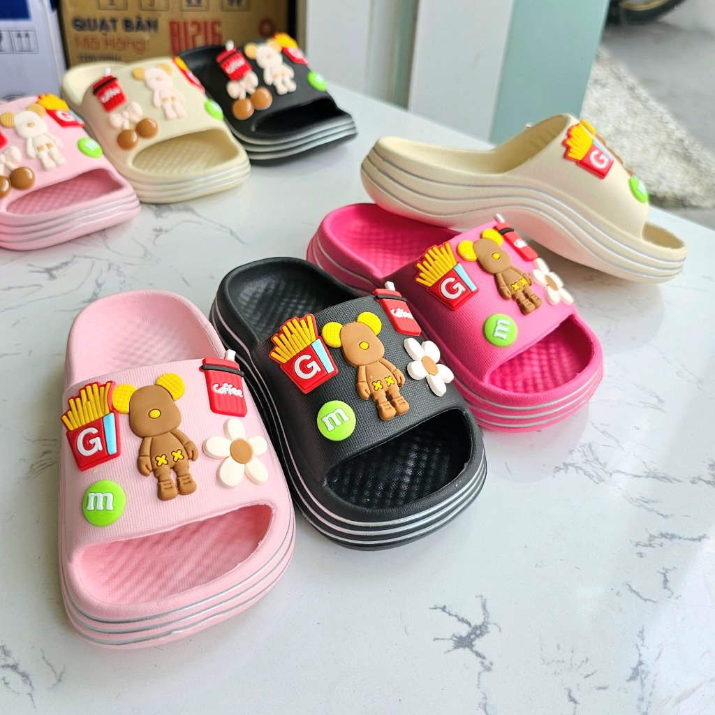 Dép Lê Quai Ngang Gợn Sóng Đính Sticker Dễ Thương Cho Bé Gái Chất Liệu Xốp Siêu Nhẹ