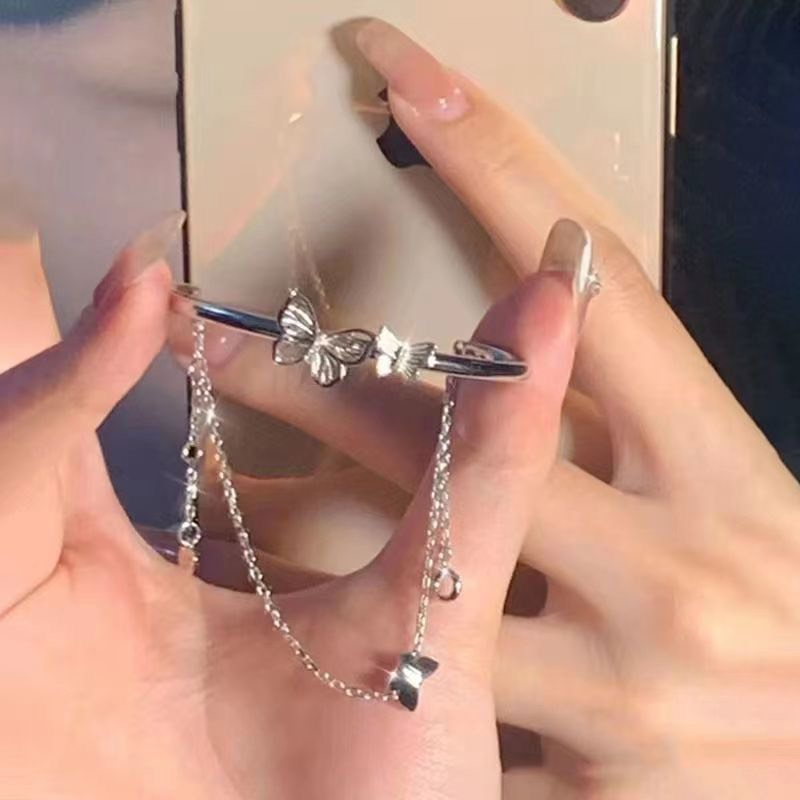 Vòng tay lắc tay 2 lớp dây bạc mặt hình cánh bướm phong cách Y2K - M1447