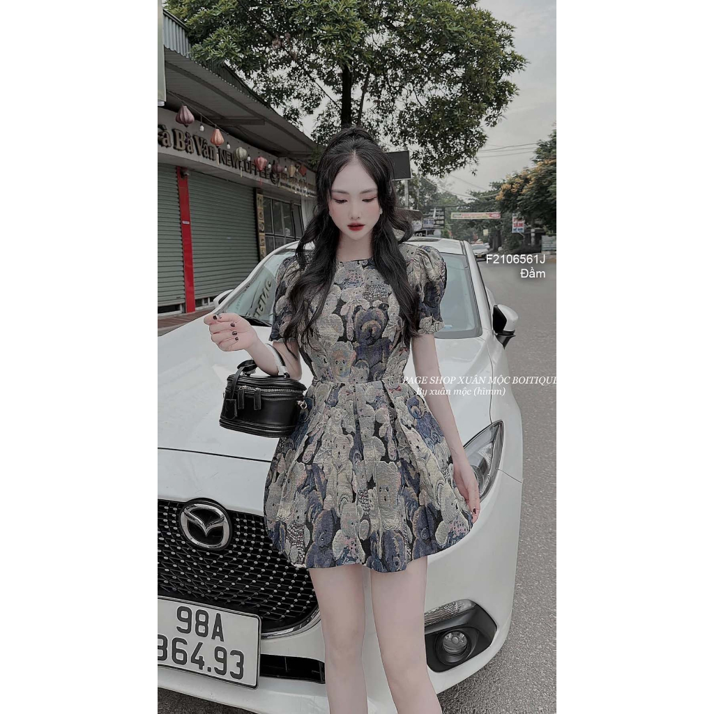 Đầm xòe gấm họa tiết 3D tà phối xếp ly lưng tim tay con Shop TOMMIU90