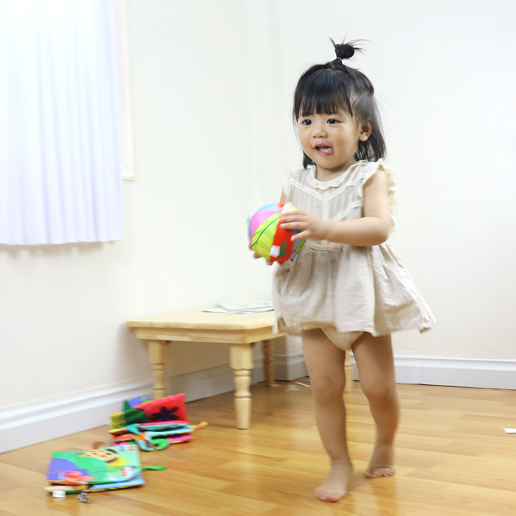 Bóng đồ chơi cho bé - Bóng vải tập cầm nắm đa dạng màu sắc, an toàn cho trẻ sơ sinh và trẻ nhỏ