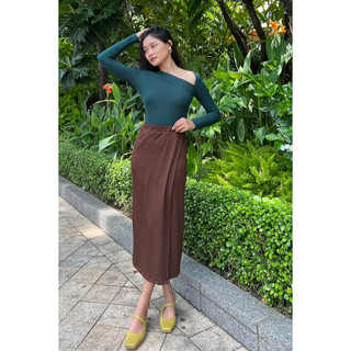 Áo Maybi ôm thun cổ xéo