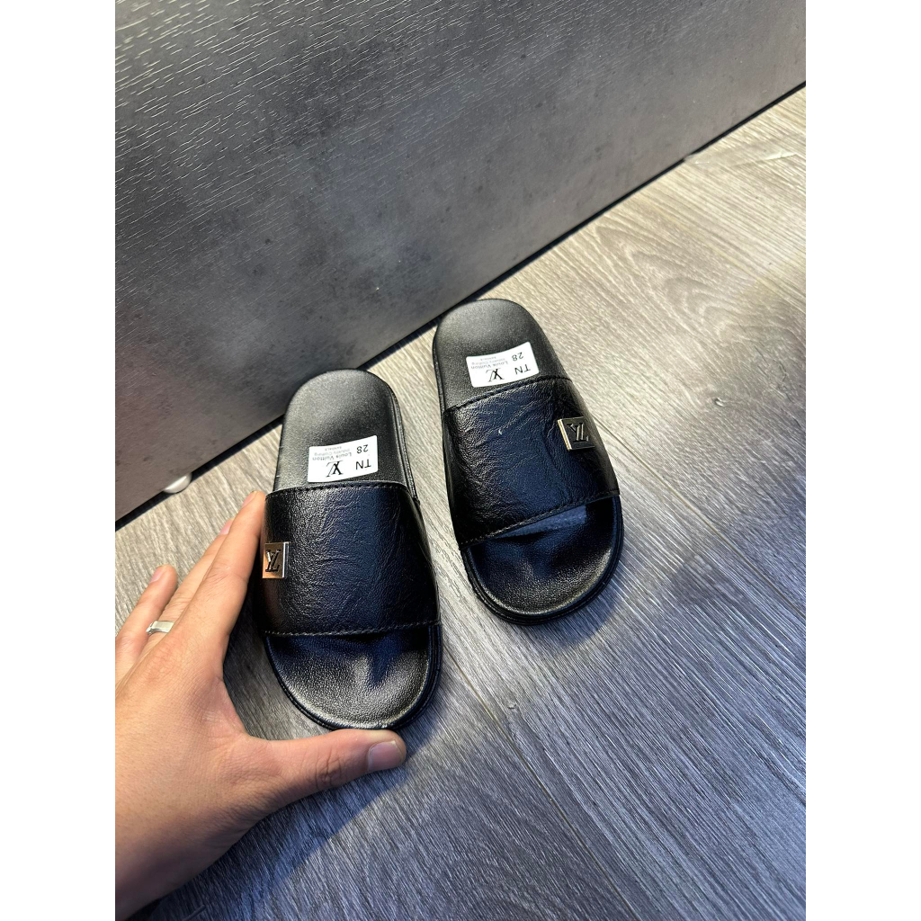 🔥  Dép cho bé dép trẻ em chống trơn trượt SIÊU NHẸ LV hót 2023