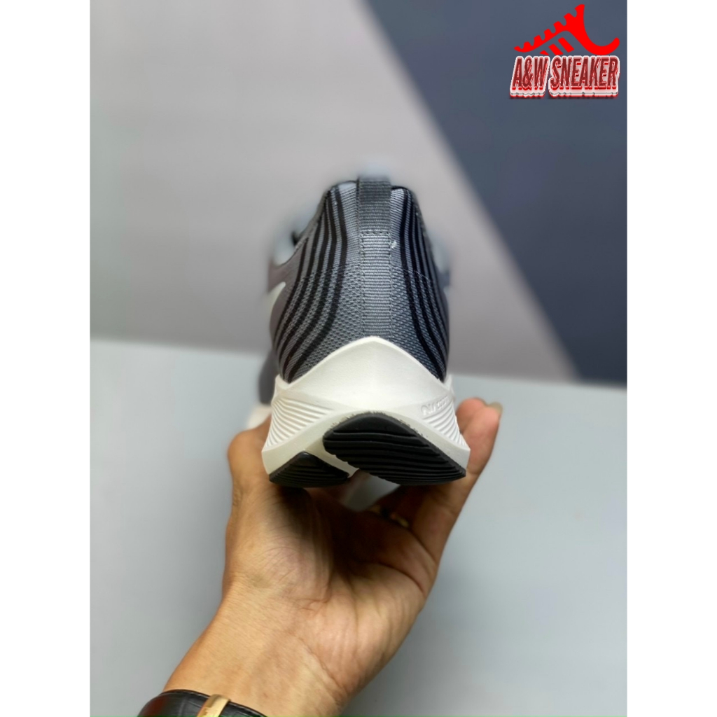 Giày Thể Thao Nike Zoom Vomero 9X
