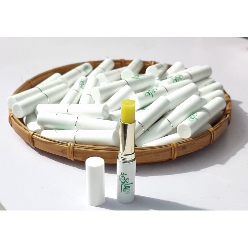 Son dưỡng môi Slan không màu