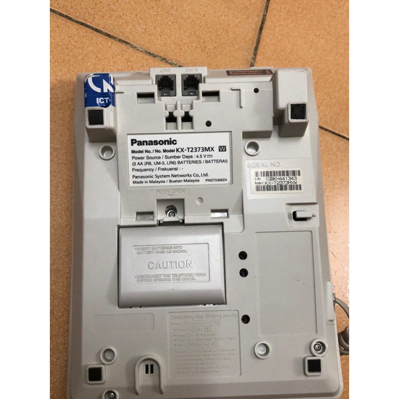 Điện thoại cố định có dây Panasonic 2373 loa ngoài .treo tường ,để bàn