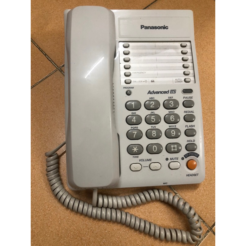 Điện thoại cố định có dây Panasonic 2373 loa ngoài .treo tường ,để bàn