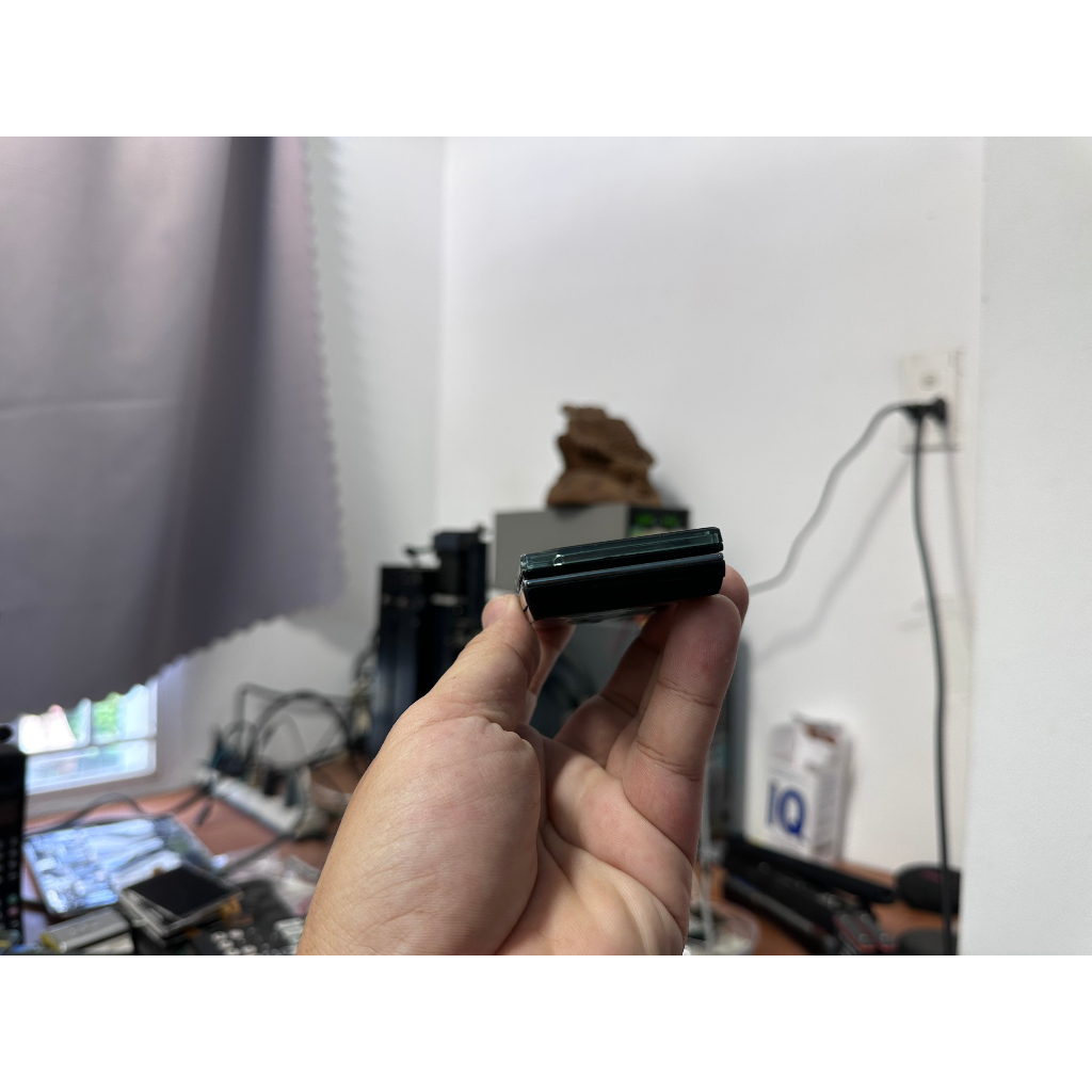 Điện thoại Sharp 7218u