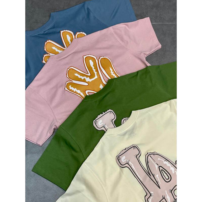 ÁO THUN NEW ERA GRADUATION YEARNING MÀU HỒNG * 13280319 * ÁO THUN NEW ERA CHÍNH HÃNG NHẬP KHẨU FULL TEM TAG