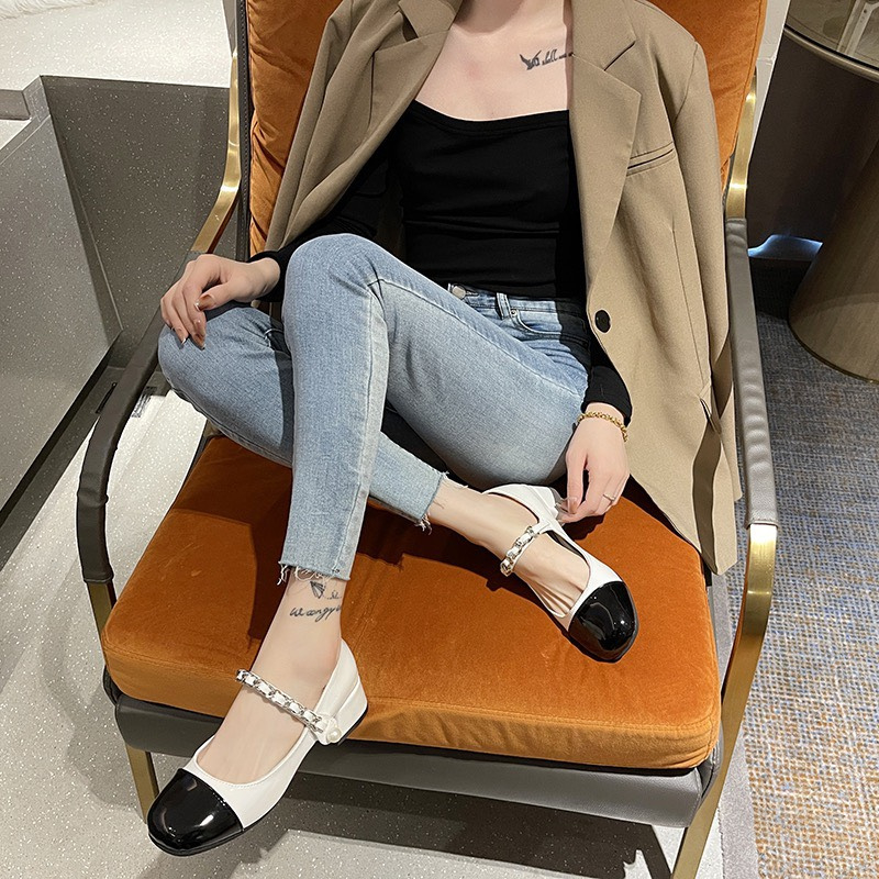 Giày búp bê giày nữ Mary Jane quai xích đen trắng cực tiểu thư gót 5 phân