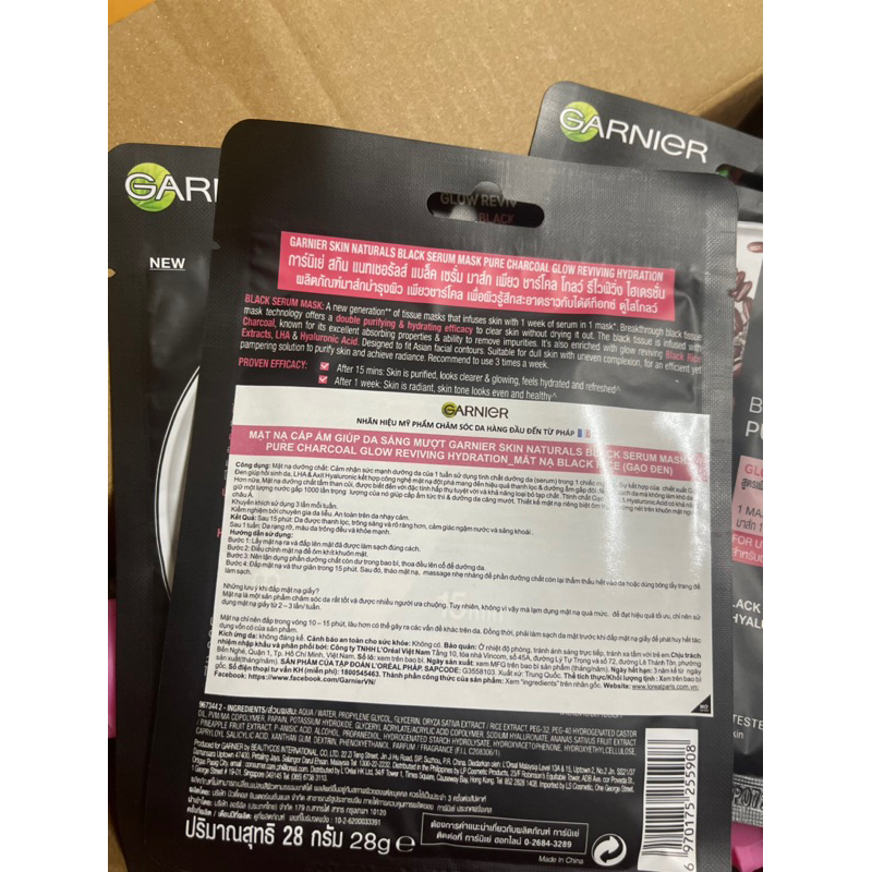Mặt Nạ Tinh Chất Garnier Gạo Đen, Than Tre Làm Sáng Da 28g