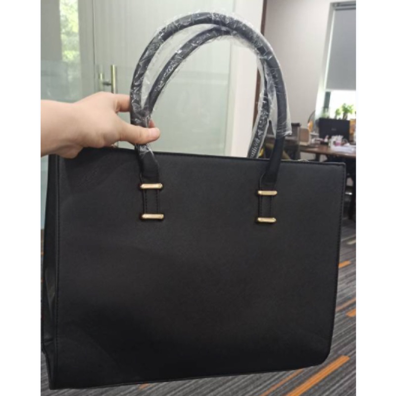 Túi xách đeo vai basic đen đựng laptop 14inch/16inch vừa A4 Quảng Châu