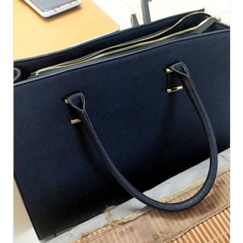 Túi xách đeo vai basic đen đựng laptop 14inch/16inch vừa A4 Quảng Châu