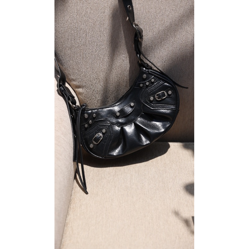 Túi Xách Balenciaga Bag Trắng Đen Size 25  -  By Anh Dinh Phuong