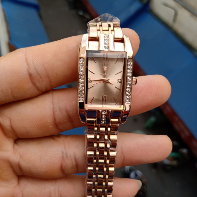 Đồng hồ nữ mặt vuông dây thép đặc