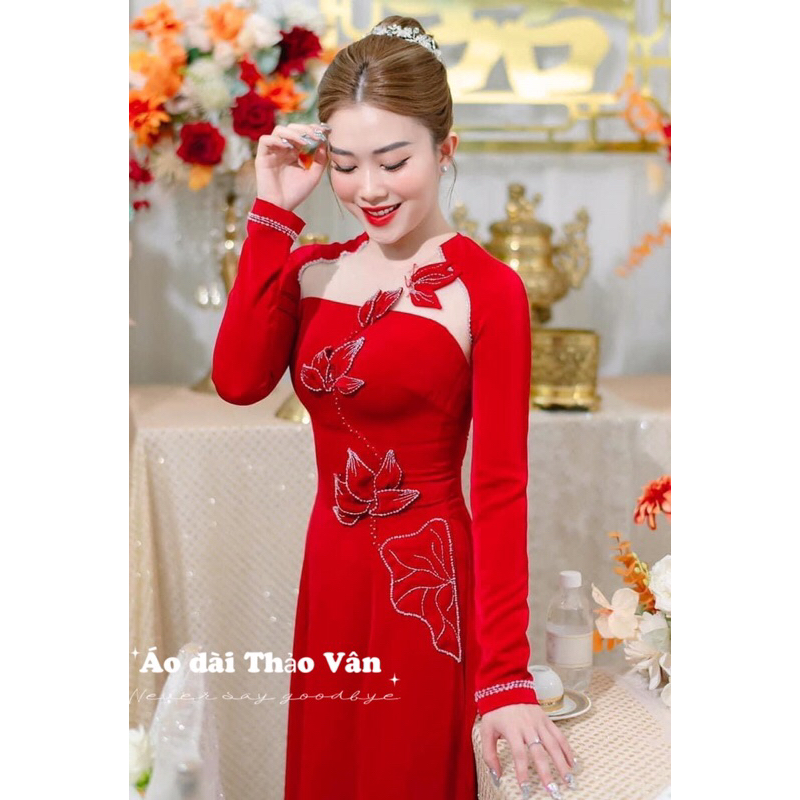 Áo dài cô dâu thiết kế cao cấp cổ cách điệu hoạ tiết sen-TV003