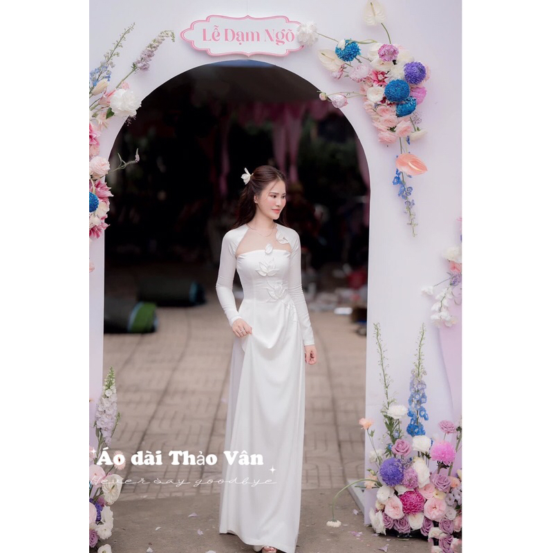 Áo dài cô dâu thiết kế cao cấp cổ cách điệu hoạ tiết sen-TV003