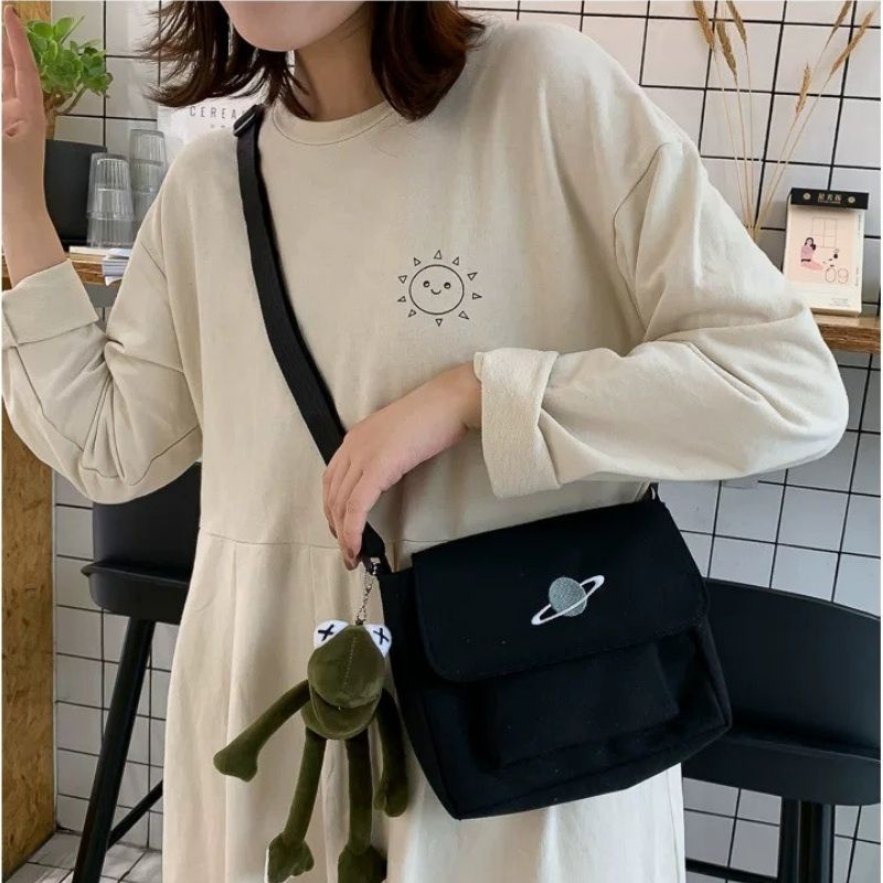 Túi đeo chéo vải canvas túi tote đeo vai mini messenger hành tinh đi học đi chơi phong cách Hàn Quốc Bee.Canvas