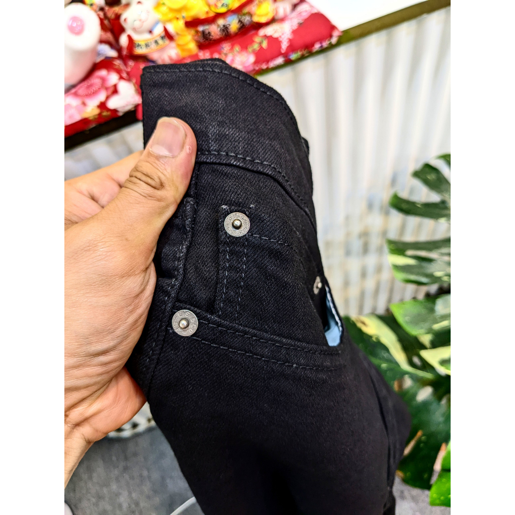 Quần jeans levis nam màu đen