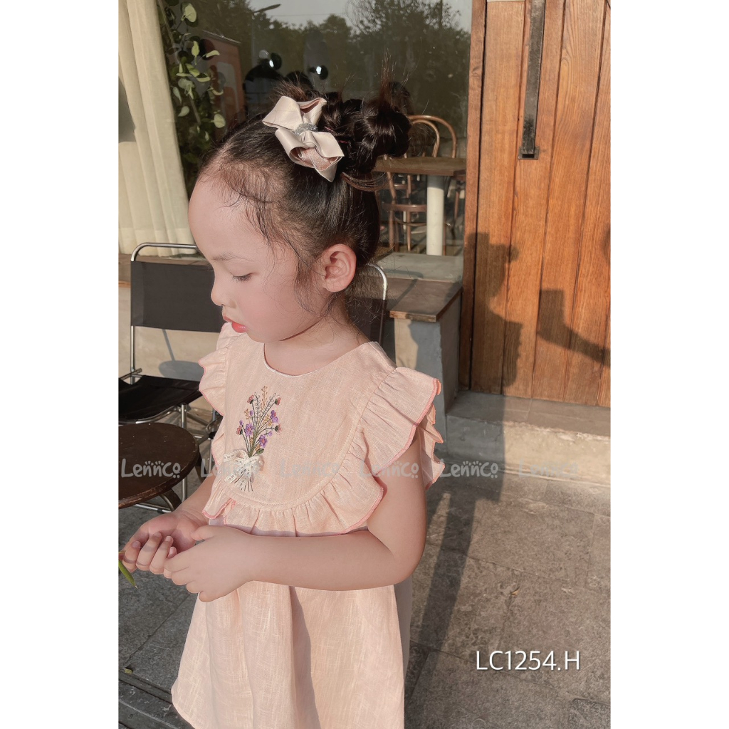 Váy Lennco linen thêu bó hoa giữa ngực cho bé gái