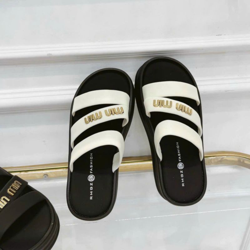 Dép mới !!!! fullbox