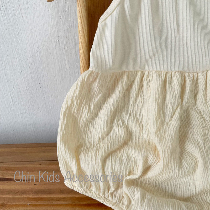 Suit cotton nhún kèm turban cho bé