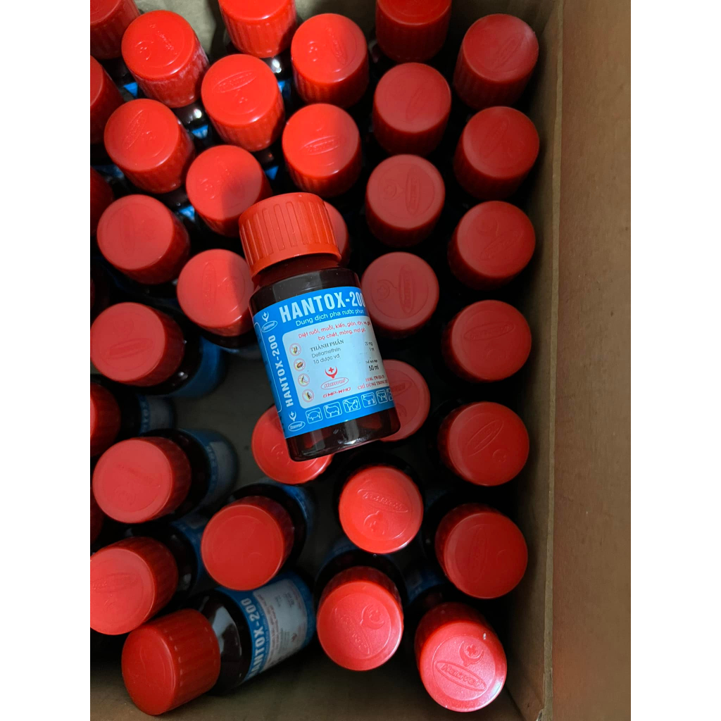 Hantox 50ml tẩy sạch ve ghẻ bọ chét trâu bò dê cừu chó mèo