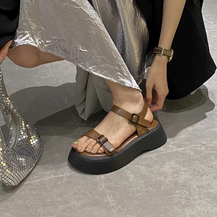 Giày Sandal/Dép Quai Hậu Đế Xuồng Xăng Đan La Mã Một Quai Đế Cao 5 Phân Phong Cách Tối Giản - Sốp Nhỏ Order Taobao