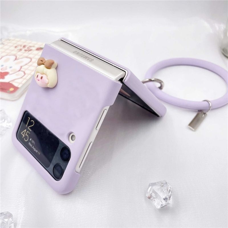 Ốp Z Flip 5 - Z Flip 4 -  Flip5 - FLip4 5G pastel charm em bé dễ thương kèm vòng silicon đeo tay cute