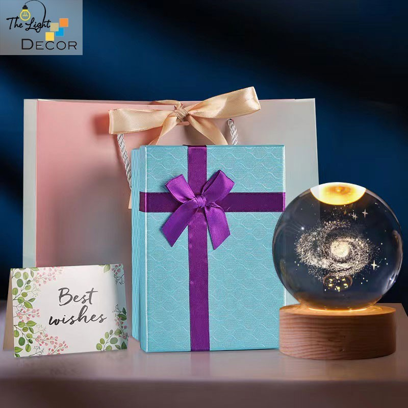 Bộ Quà Tặng 🎁 🎁 🎁 Quả Cầu Pha Lê Danledion Khắc Laser 3D LED Chú Hươu