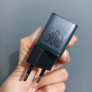 Củ sạc nhanh mini 30W  1 cổng type C Baseus GaN5 CCGAN30E5-M