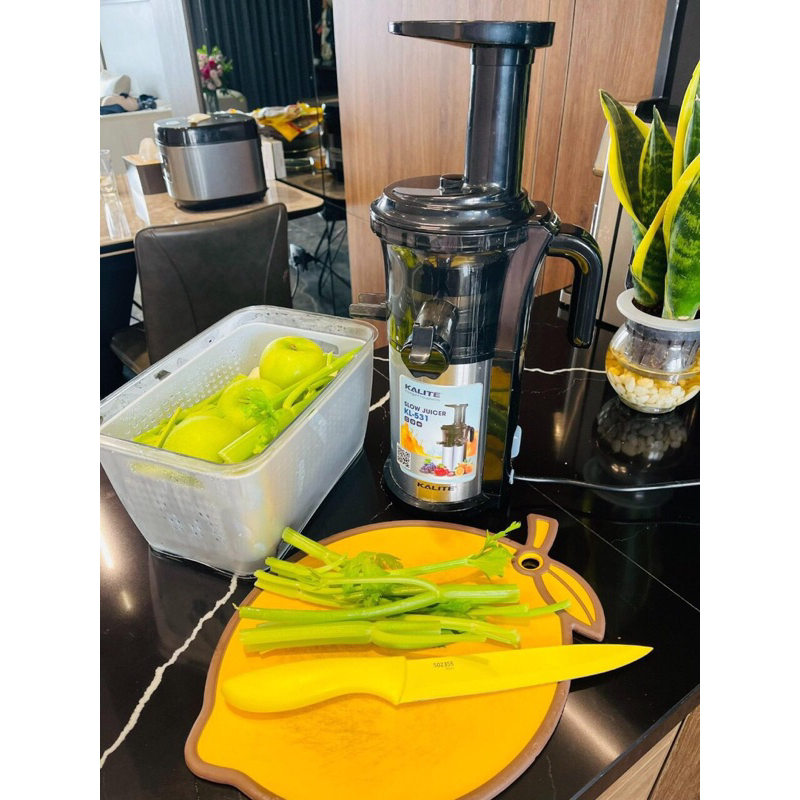 Máy ép chậm  KALITE