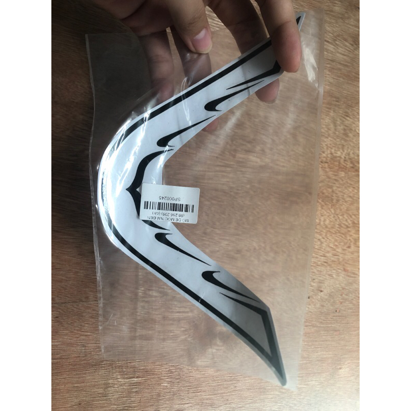 Mỏ Dè Móc Nai Đen Decal in