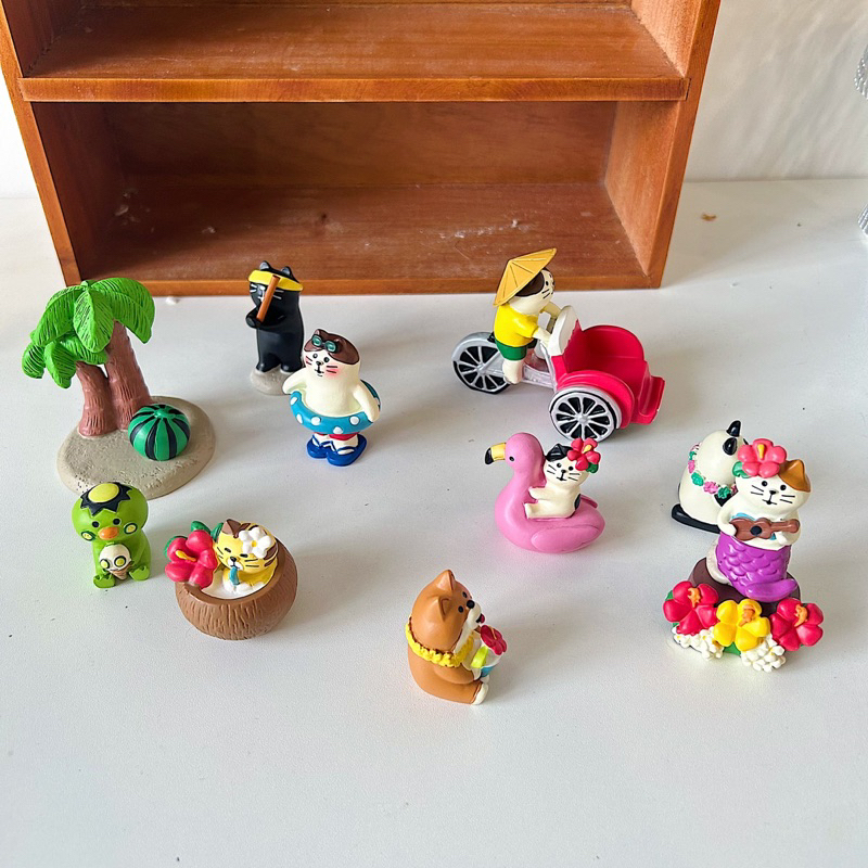 Mô hình mèo chủ đề Xin chào Việt Nam