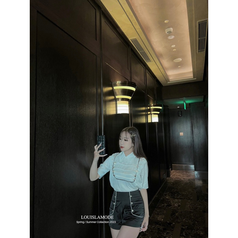 Set Áo Sơ Mi Xương Cá Đính Khuya Hoàng Gia Kèm Short