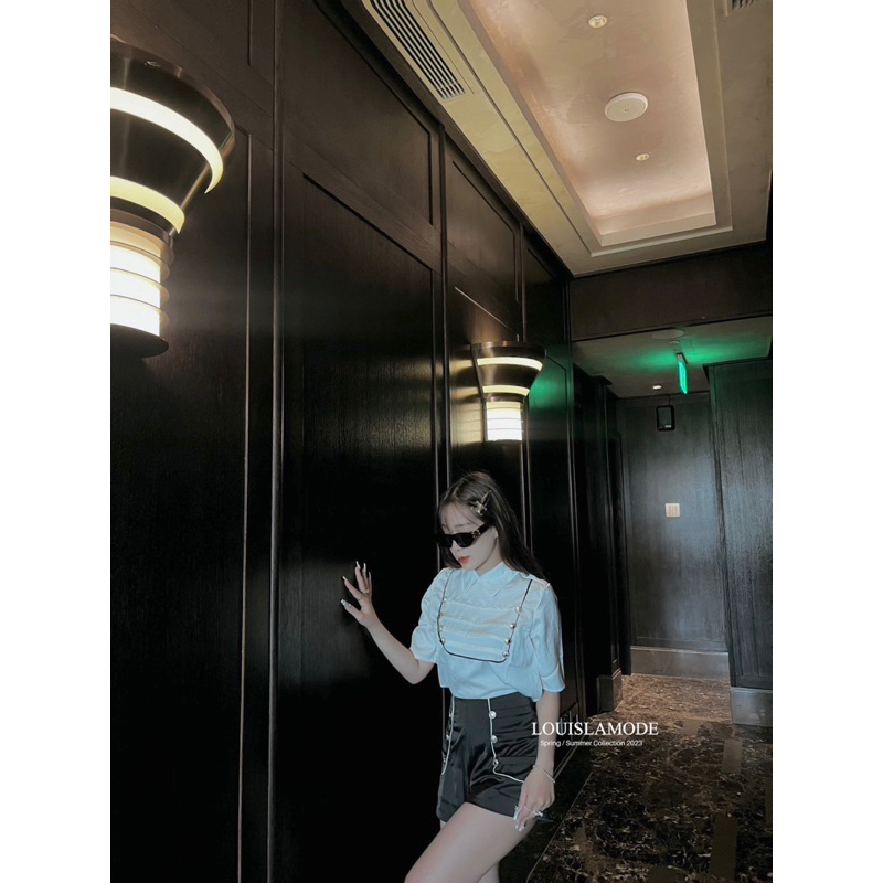 Set Áo Sơ Mi Xương Cá Đính Khuya Hoàng Gia Kèm Short