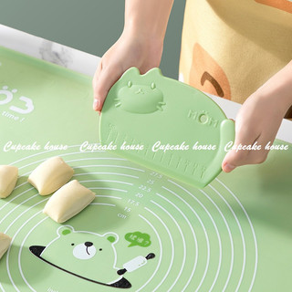 Miếng cắt bột, chia bột làm bánh