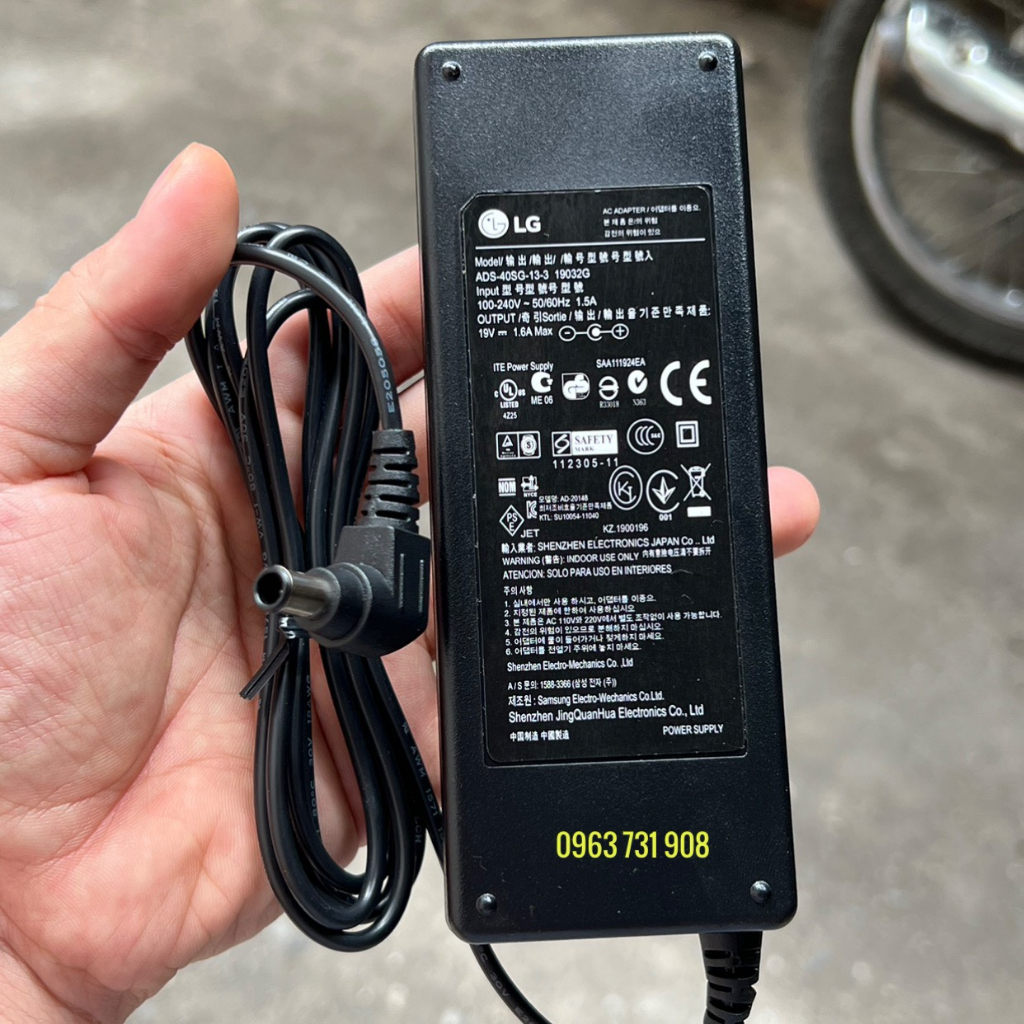 Dây nguồn màn hình LG 19V 1.6A