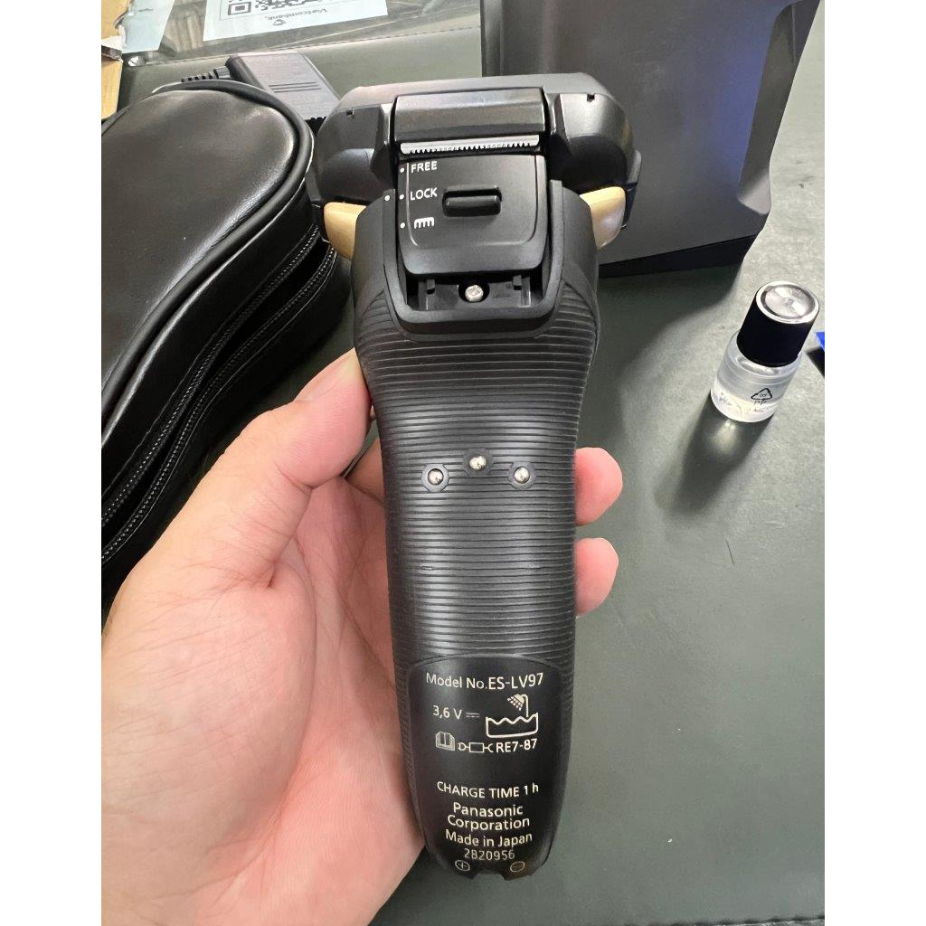 Máy cạo râu Panasonic ARC 5 ES-LV97