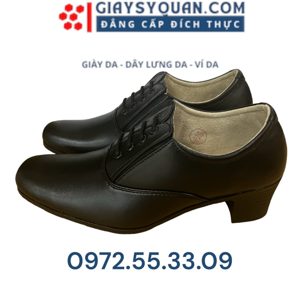 Giày bảo vệ nữ sản phẩm của Công ty 32 ( Aseco 32 ) sản xuất