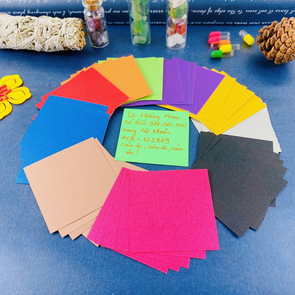 Giấy màu ma thuật   - thực hành Luật Hấp Dẫn