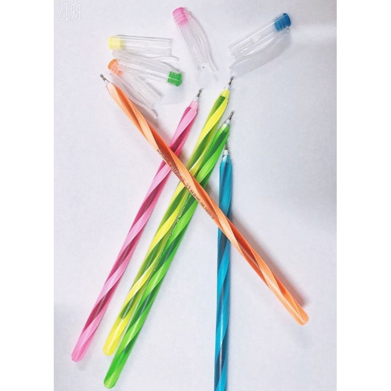 BÚT BI NẾN DÀI VÂNG THIÊN G-STAR MỰC XANH